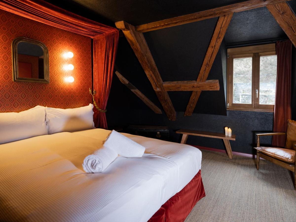 Peanut Medieval Lodge Saint-Ursanne Exterior foto